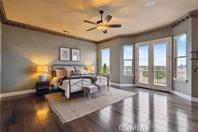 Detail Gallery Image 18 of 61 For 4918 W Bluff, Fresno,  CA 93722 - 5 Beds | 3/1 Baths