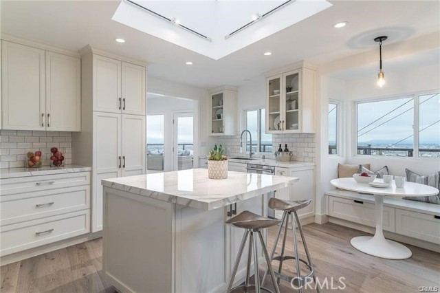 Detail Gallery Image 7 of 23 For 49 Headland Dr, Rancho Palos Verdes,  CA 90275 - 3 Beds | 4 Baths