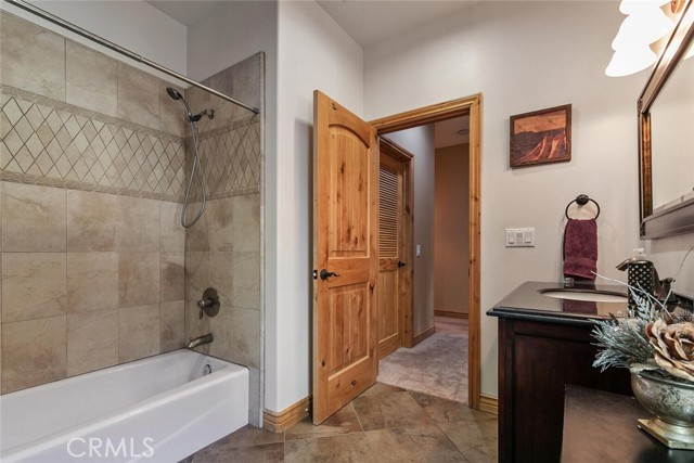 781 Brentwood Drive, Lake Arrowhead CA: https://media.crmls.org/medias/46004161-998a-49b0-a2f6-b7c1a1158377.jpg