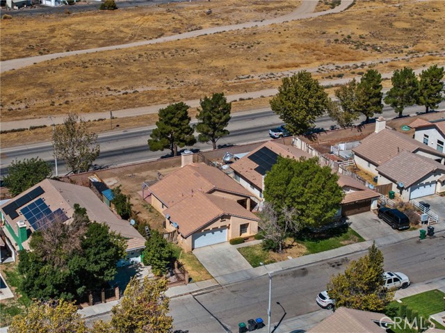 Detail Gallery Image 5 of 27 For 45023 Palo Vista Dr, Lancaster,  CA 93535 - 3 Beds | 2 Baths