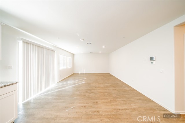 Detail Gallery Image 5 of 33 For 1221 Justice, Hemet,  CA 92543 - 3 Beds | 2/1 Baths