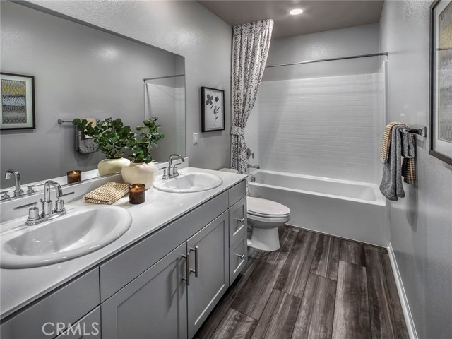 Detail Gallery Image 4 of 21 For 1013 Pomelo Ave, Redlands,  CA 92374 - 5 Beds | 3/1 Baths