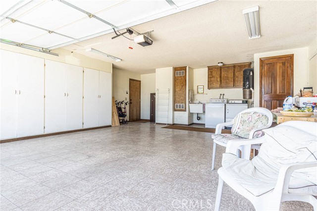 Detail Gallery Image 56 of 75 For 7040 Kenyon Ave, Hesperia,  CA 92345 - 3 Beds | 2/1 Baths