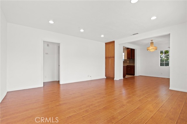 Detail Gallery Image 3 of 21 For 2563 W Carson St, Torrance,  CA 90503 - 3 Beds | 2 Baths