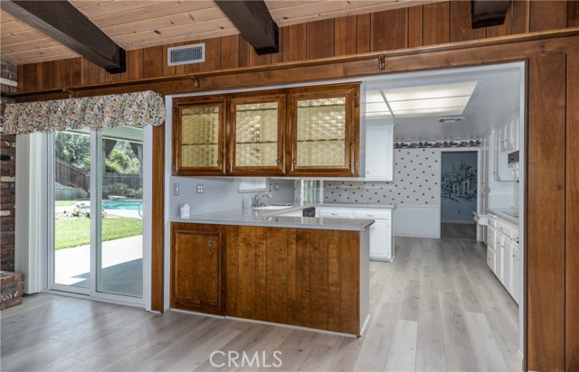 Detail Gallery Image 11 of 41 For 23187 Glendora Dr, Grand Terrace,  CA 92313 - 4 Beds | 2/1 Baths