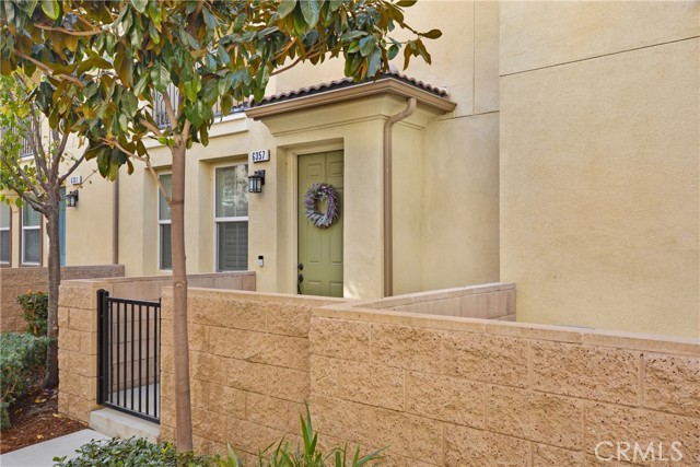 Detail Gallery Image 2 of 22 For 6357 Boots Ct, Corona,  CA 91752 - 3 Beds | 2/2 Baths