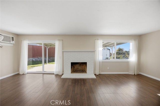 Detail Gallery Image 13 of 38 For 4975 Loris St, San Diego,  CA 92105 - 3 Beds | 2 Baths