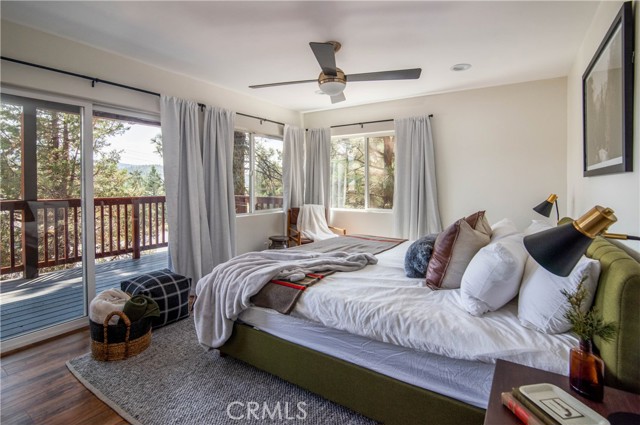 Detail Gallery Image 19 of 39 For 1002 White Mountain, Big Bear City,  CA 92314 - 4 Beds | 3/1 Baths