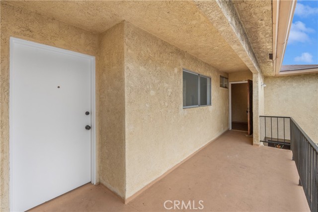 935 W 10th Street, San Pedro CA: https://media.crmls.org/medias/4606526c-9a4c-4c24-944b-dd148549d679.jpg