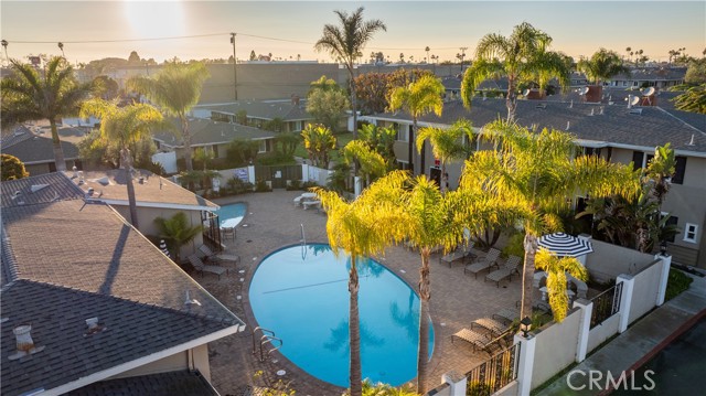 Detail Gallery Image 25 of 26 For 1741 Tustin Ave 5c,  Costa Mesa,  CA 92627 - 3 Beds | 2 Baths