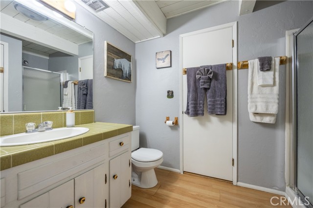 41747 Comstock Lane, Big Bear Lake CA: https://media.crmls.org/medias/460800d2-2387-4007-9081-590443be6d13.jpg
