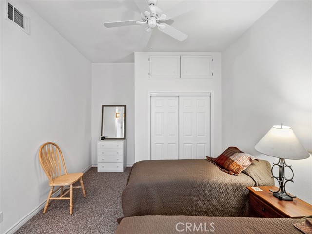 Detail Gallery Image 32 of 70 For 21972 Ocotillo Way, Apple Valley,  CA 92308 - 3 Beds | 2/1 Baths