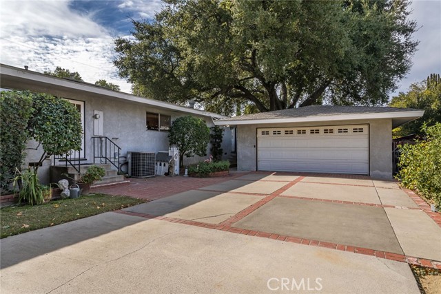 Detail Gallery Image 33 of 53 For 24653 Valley St, Newhall,  CA 91321 - 6 Beds | 3 Baths