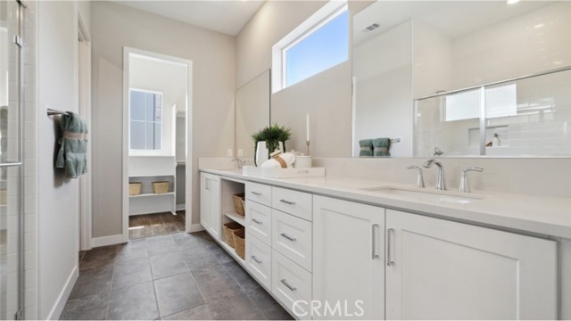 Detail Gallery Image 15 of 28 For 29412 Camino Surfeo, Valencia,  CA 91354 - 2 Beds | 2/1 Baths