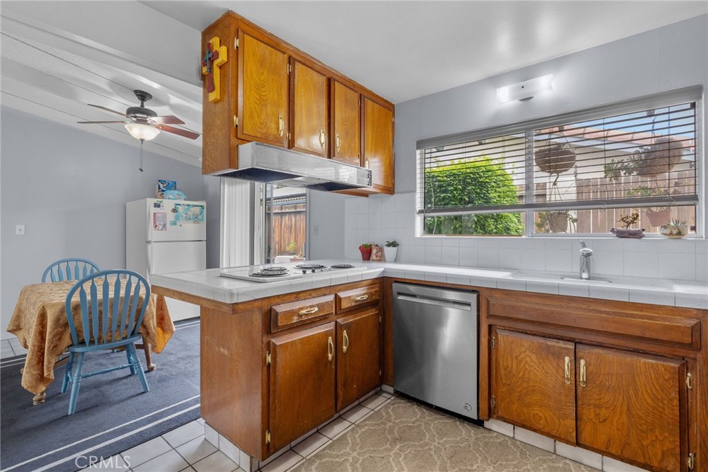 460A28E6 2Fa6 4F27 A7Ab Bab013Ffee80 3406 Elm Street, Bakersfield, Ca 93301 &Lt;Span Style='BackgroundColor:transparent;Padding:0Px;'&Gt; &Lt;Small&Gt; &Lt;I&Gt; &Lt;/I&Gt; &Lt;/Small&Gt;&Lt;/Span&Gt;