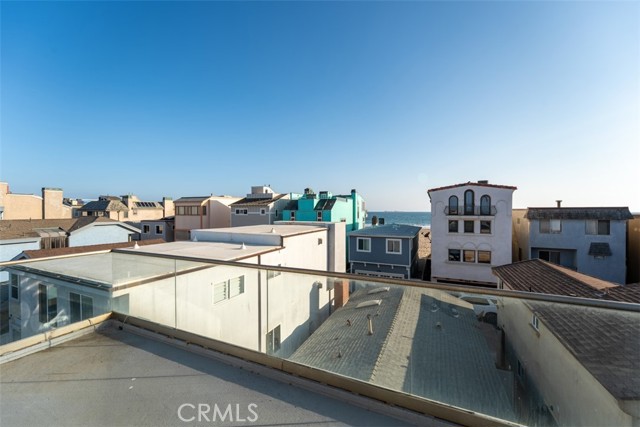 55 B Surfside Avenue, Surfside CA: https://media.crmls.org/medias/460b1174-8f38-4331-a103-6f4d6404239c.jpg