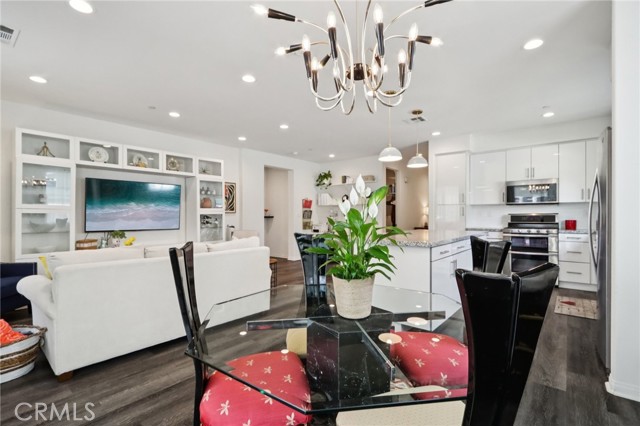 Detail Gallery Image 8 of 34 For 4700 E Washington Ave, Orange,  CA 92869 - 3 Beds | 2 Baths