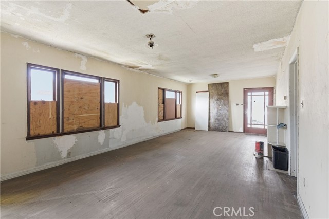 Detail Gallery Image 6 of 16 For 2064 Myrtle, Long Beach,  CA 90806 - 2 Beds | 1 Baths