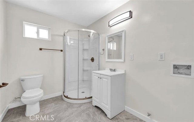 Detail Gallery Image 11 of 11 For 11315 Miranda, North Hollywood,  CA 91601 - 2 Beds | 2 Baths