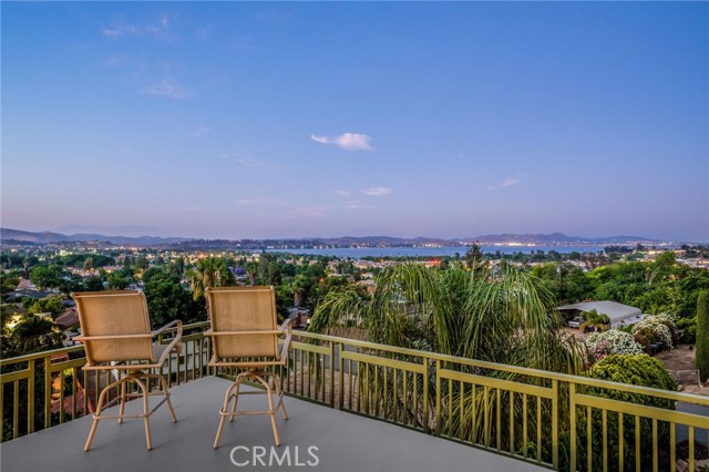 Detail Gallery Image 2 of 74 For 33333 Westlong St, Lake Elsinore,  CA 92530 - 3 Beds | 3/1 Baths