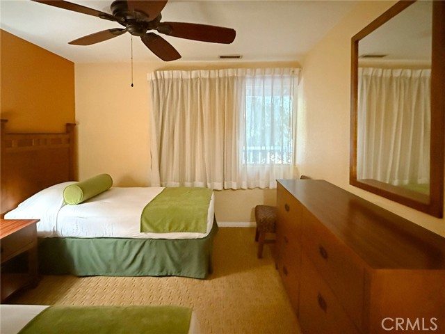 Detail Gallery Image 8 of 9 For 196 114 Rockledge Ln, Lake Arrowhead,  CA 92352 - 2 Beds | 1/1 Baths