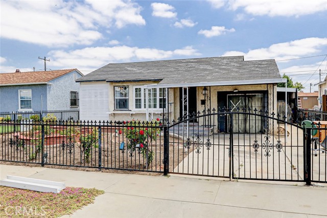 Detail Gallery Image 1 of 20 For 14522 S Cahita Ave, Compton,  CA 90220 - 3 Beds | 2 Baths