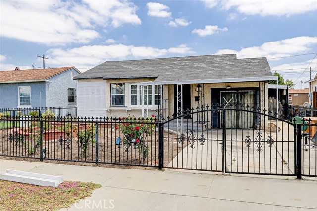 Detail Gallery Image 1 of 20 For 14522 S Cahita Ave, Compton,  CA 90220 - 3 Beds | 2 Baths