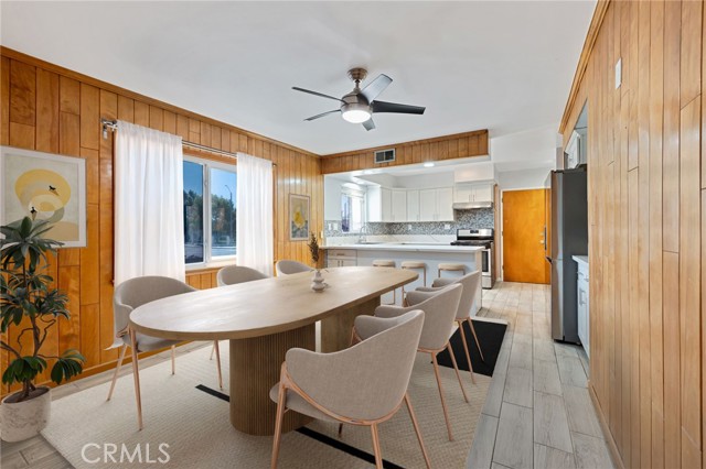 Detail Gallery Image 6 of 46 For 184 Palmyra, San Bernardino,  CA 92404 - 3 Beds | 3 Baths