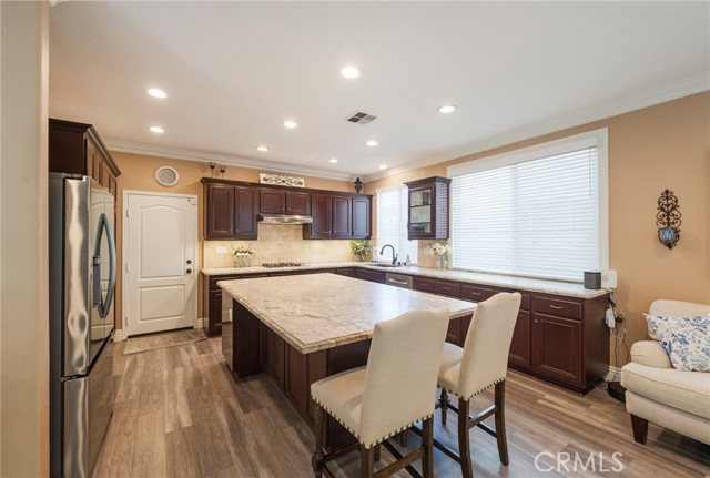 Detail Gallery Image 6 of 36 For 49 Castletree, Rancho Santa Margarita,  CA 92688 - 5 Beds | 3 Baths