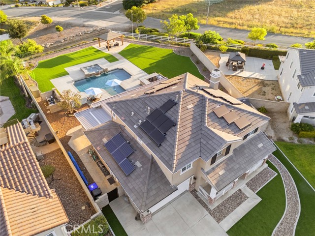 Detail Gallery Image 33 of 39 For 28929 Davis, Highland,  CA 92346 - 4 Beds | 2/1 Baths