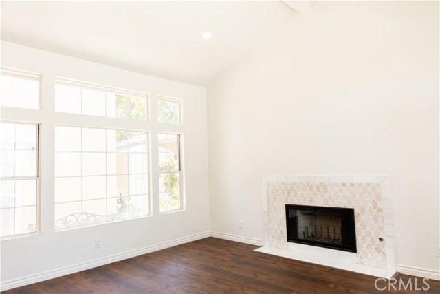 Detail Gallery Image 13 of 48 For 1035 Summerplace Ct, Corona,  CA 92881 - 5 Beds | 4 Baths