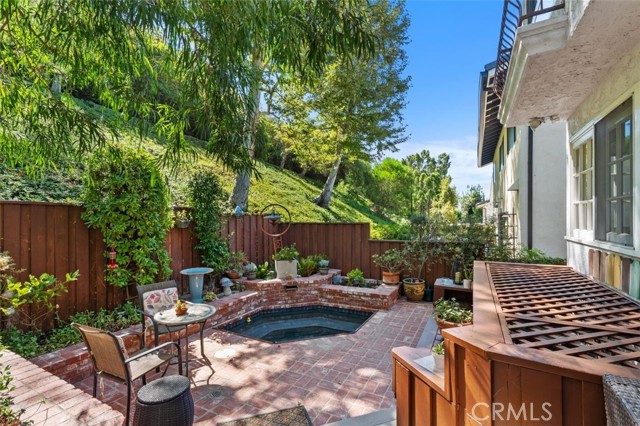 Detail Gallery Image 40 of 50 For 2790 Woodwardia Dr, Los Angeles,  CA 90077 - 5 Beds | 4 Baths