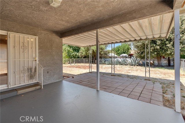 Detail Gallery Image 9 of 17 For 940 Shellie Ln, Hemet,  CA 92543 - 2 Beds | 1 Baths