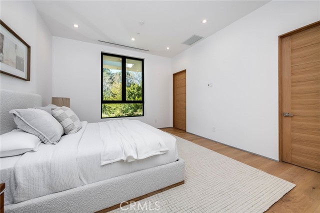 Detail Gallery Image 26 of 43 For 4930 Palomar Dr, Tarzana,  CA 91356 - 6 Beds | 6/1 Baths