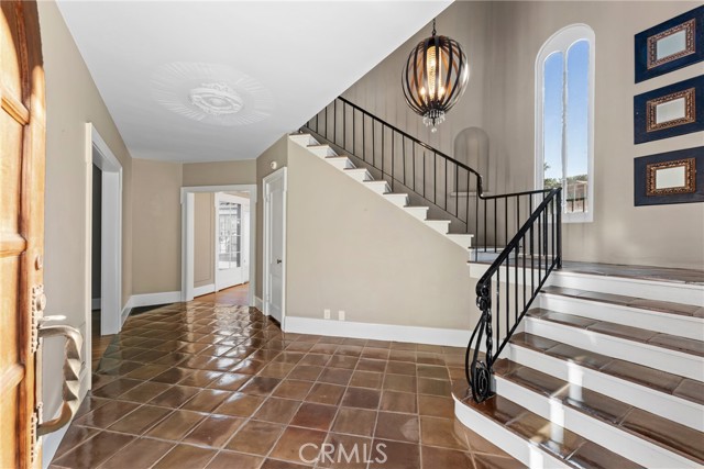 Detail Gallery Image 6 of 41 For 1205 W Highland Ave, Redlands,  CA 92373 - 4 Beds | 3/2 Baths