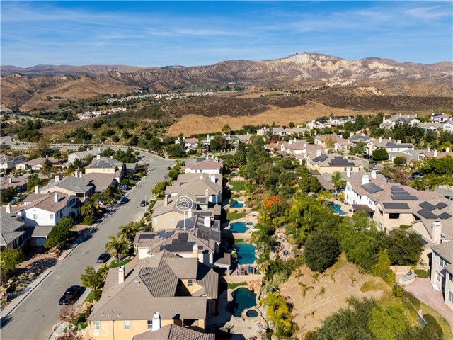 Detail Gallery Image 73 of 74 For 3406 Whispering Glen Ct, Simi Valley,  CA 93065 - 5 Beds | 4/1 Baths