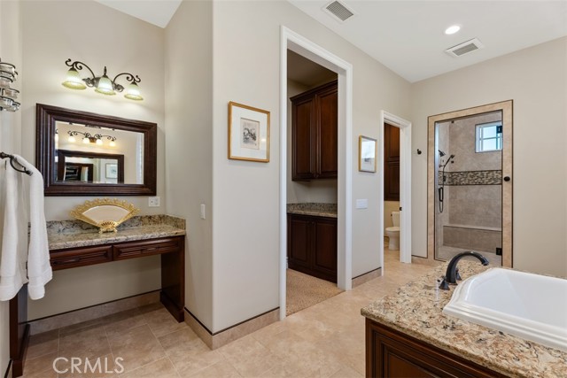 Detail Gallery Image 21 of 51 For 5571 Clover Hill Dr, Yorba Linda,  CA 92886 - 5 Beds | 6/2 Baths