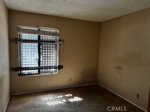 3 Skyview Circle photo 12