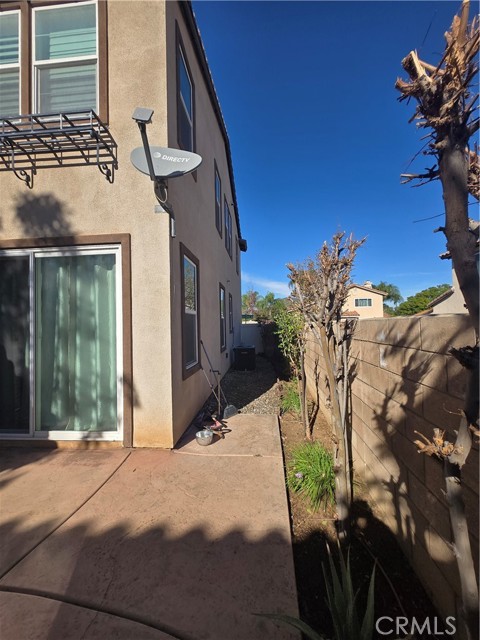 Detail Gallery Image 25 of 30 For 11014 via Del Corso, Riverside,  CA 92505 - 4 Beds | 3 Baths