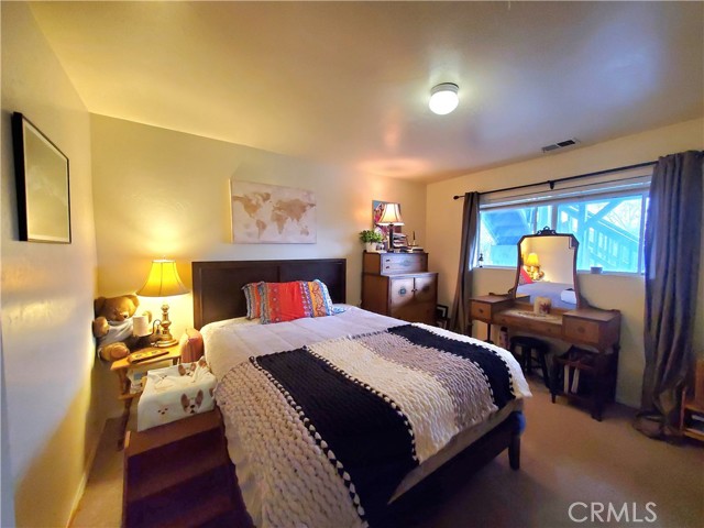 Detail Gallery Image 15 of 27 For 23853 N Bowl Rd, Crestline,  CA 92325 - 3 Beds | 2 Baths