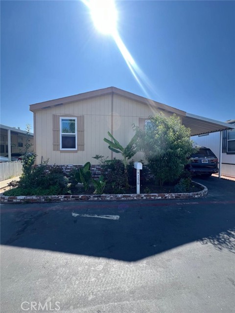 Detail Gallery Image 1 of 16 For 1241 N East St #136,  Anaheim,  CA 92805 - 4 Beds | 2 Baths