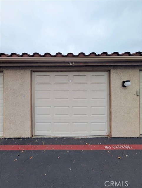 4852 Cabana Drive, Huntington Beach CA: https://media.crmls.org/medias/4616c20b-7559-4765-abb4-86e7e8df5adb.jpg
