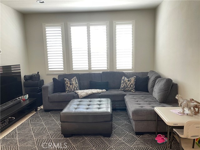 Detail Gallery Image 9 of 10 For 12531 Elevage Dr #61,  Rancho Cucamonga,  CA 91739 - 3 Beds | 2/1 Baths