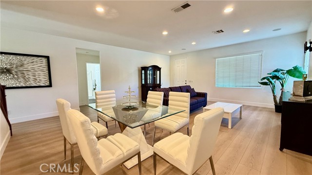 11958 Sunstone Court, Eastvale CA: https://media.crmls.org/medias/4618e30c-4883-439e-974b-fc9ff62a96f1.jpg