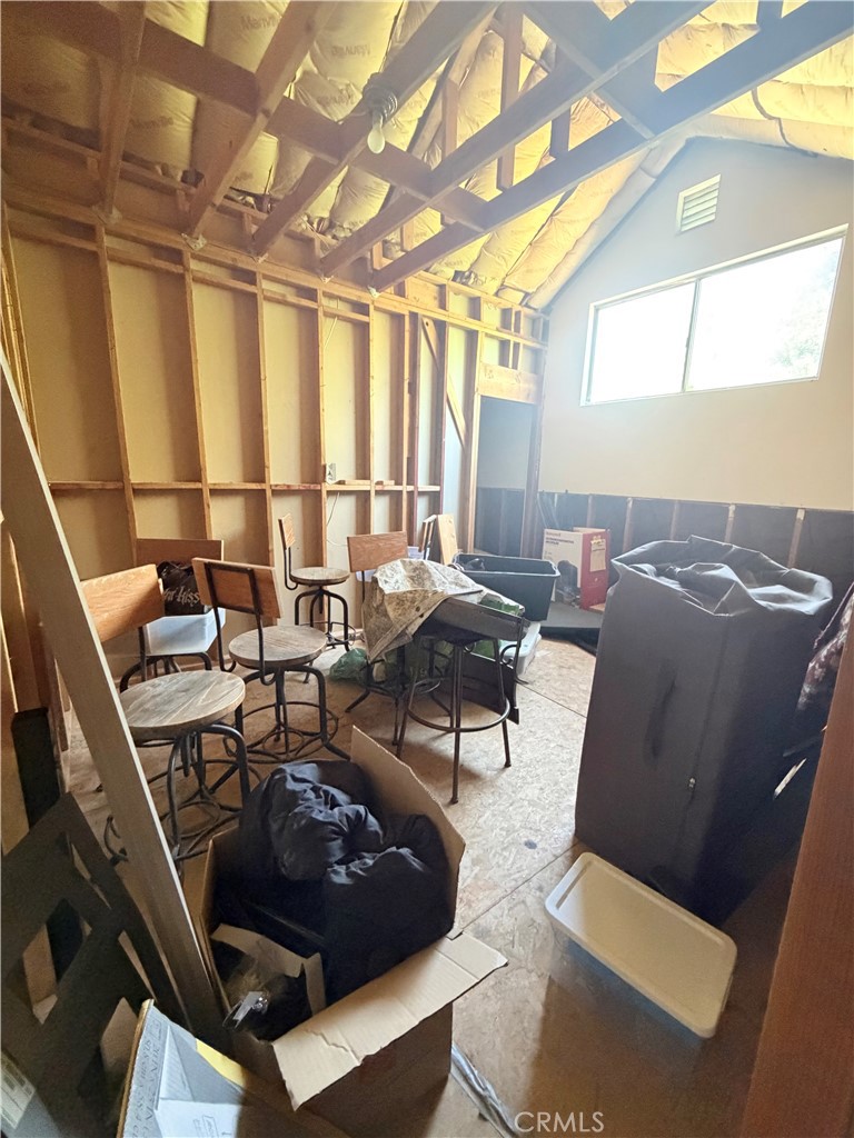 https://media.crmls.org/medias/46192ede-7c3d-4d1e-9cf0-b146f49112d2.jpg?preset=X-Large