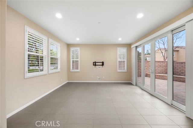 Detail Gallery Image 6 of 21 For 2952 E Walking Beam Pl, Brea,  CA 92821 - 3 Beds | 2/1 Baths