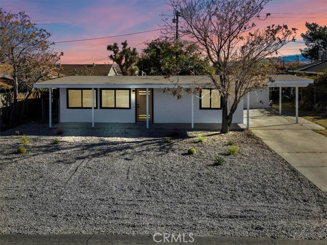 Detail Gallery Image 2 of 52 For 6431 Goleta, Yucca Valley,  CA 92284 - 3 Beds | 2 Baths