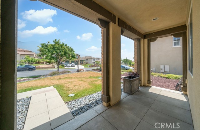 12729 Indian Ocean Drive, Etiwanda CA: https://media.crmls.org/medias/461bd62c-9004-4440-bf5f-0062e3c30c94.jpg