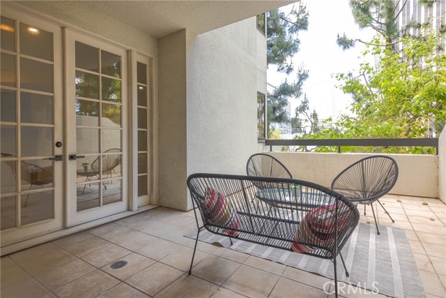 Detail Gallery Image 36 of 75 For 2122 Century Park Ln #111,  Los Angeles,  CA 90067 - 2 Beds | 2/1 Baths