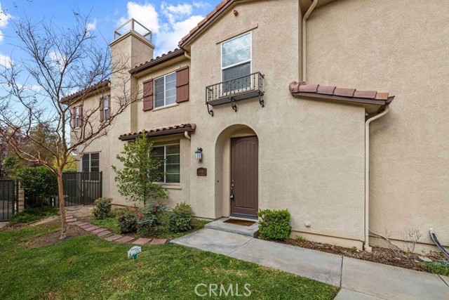 Detail Gallery Image 3 of 32 For 28363 Mirabelle Ln, Saugus,  CA 91350 - 3 Beds | 2/1 Baths